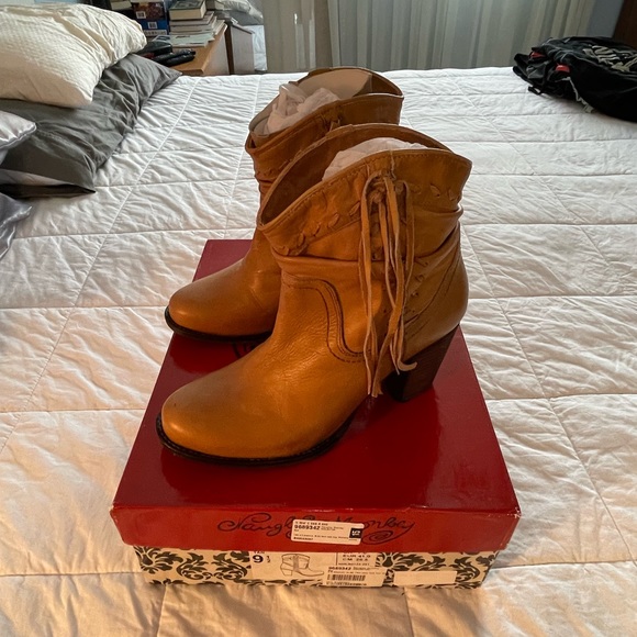 Naughty Monkey Brown Fringe Heeled Boots - Picture 3 of 4